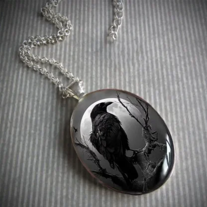 Raven Cabechon Pendant