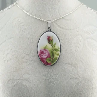 Oval Old Country Rose Pendant #1